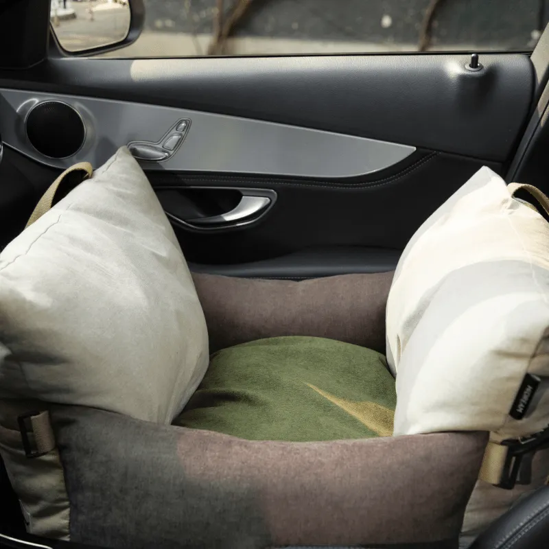 HiDREAM Luxurious All-Season Pet  Carrier Bed with Advanced Safety Features
