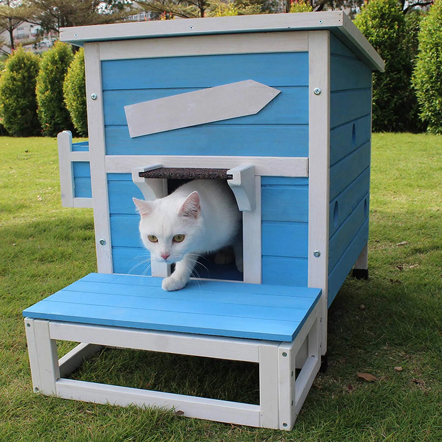 Outdoor Cat Shelter with Escape Door Rainproof Outside Kitty House