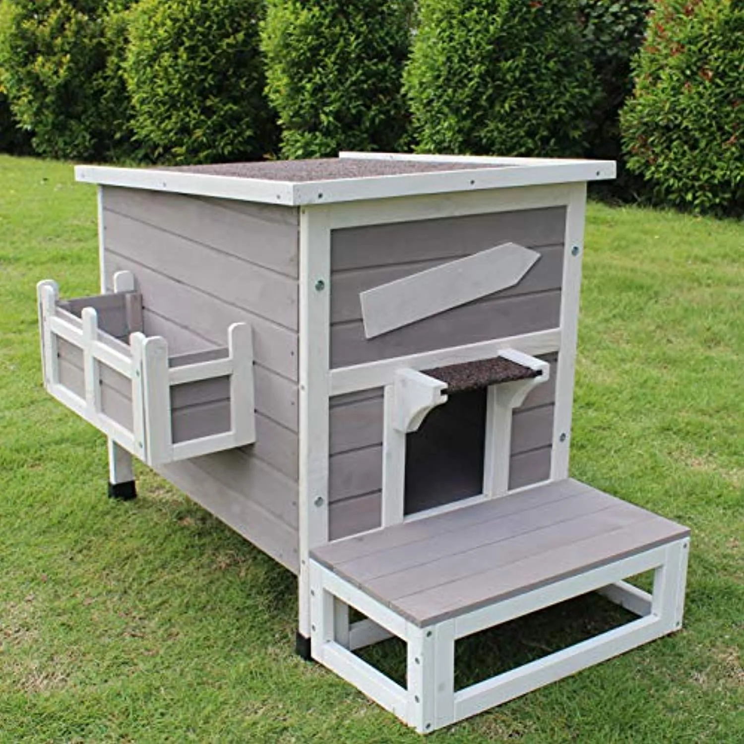 Outdoor Cat Shelter with Escape Door Rainproof Outside Kitty House