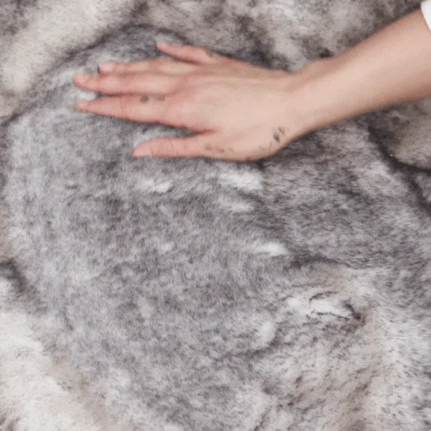 PupRug™ Luxe Orthopedic Runner Bed   Matching Waterproof Blanket  Bundle - Ultra Soft Chinchilla