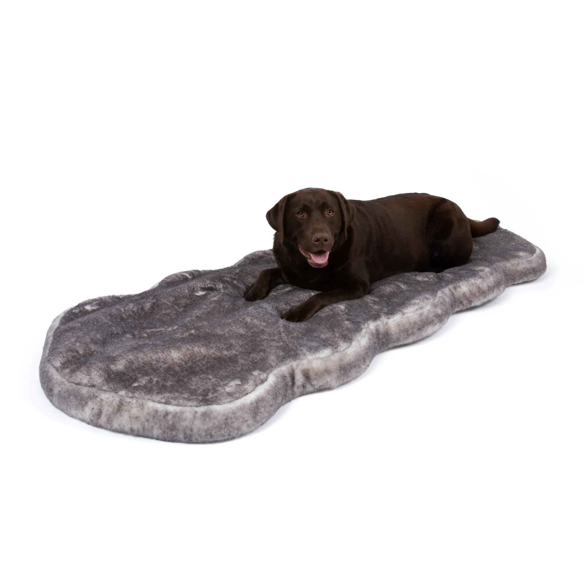 PupRug™ Luxe Orthopedic Runner Bed   Matching Waterproof Blanket  Bundle - Ultra Soft Chinchilla