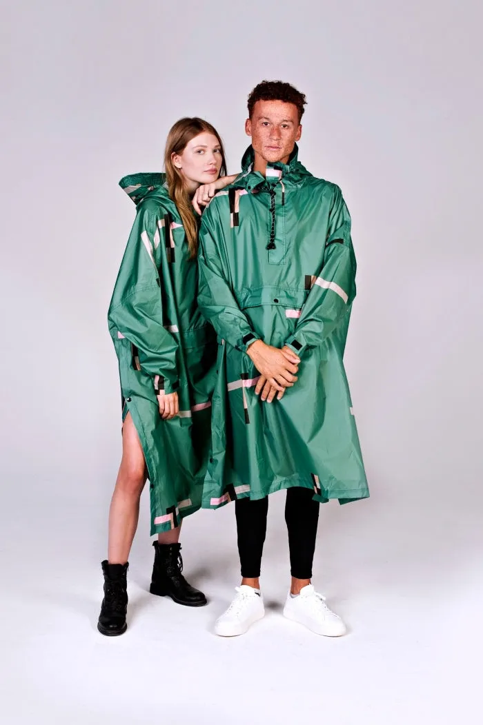 Rainkiss Poncho - Stray Pixel