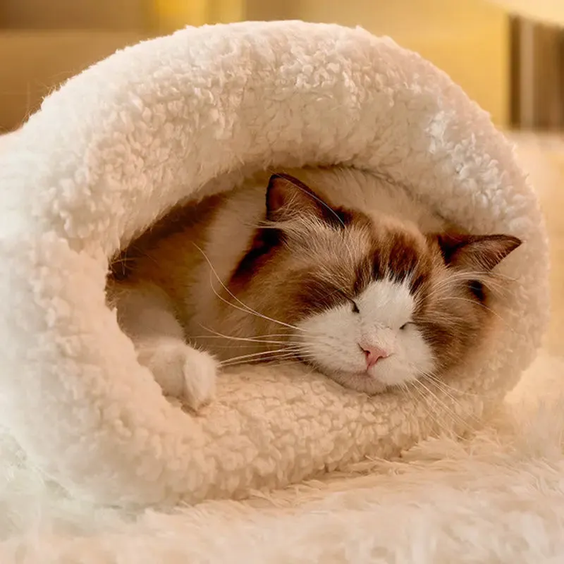 Sleeping Bag Warm Closed Cat in a Pocket Cat Nest